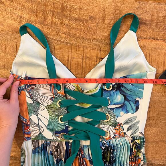 NWT Marciano Lucky Charm Jumpsuit Size 2 Pleated Wide Leg Floral Lace Up - Picture 13 of 15